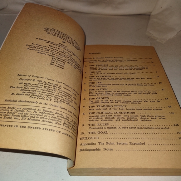 Aerobics by Kenneth H. Cooper, M. D. 5th Printing 1968 Vintage PB - Picture 5 of 5